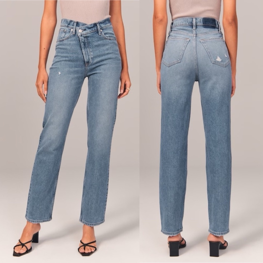 A&F 90’s Straight Ultra‎ High Rise 29 Short Criss Cross Medium Distressed Wash